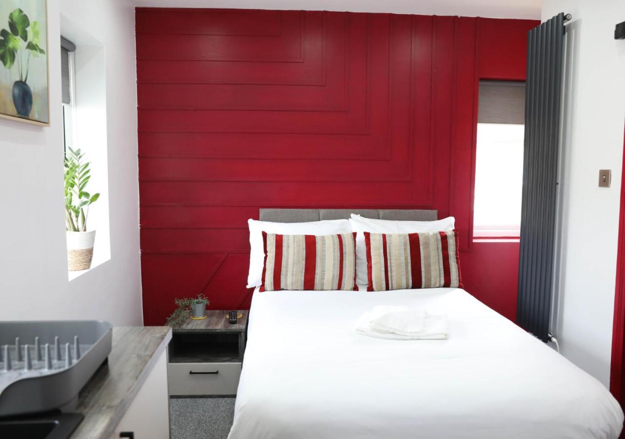 Cb Stays - Private Rooms With Ensuite And Kitchenette In Peterborough Exteriör bild