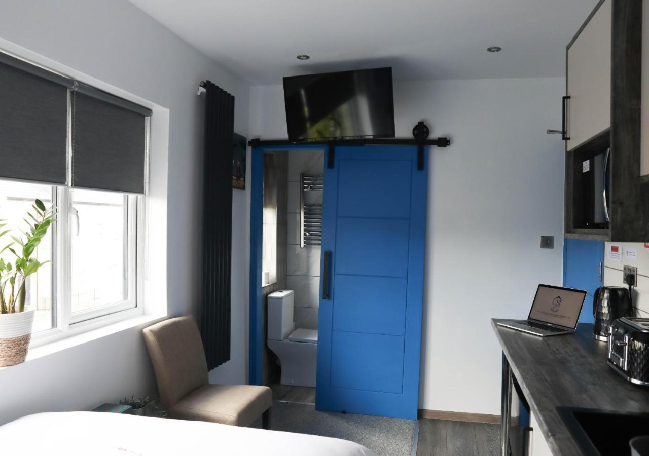 Cb Stays - Private Rooms With Ensuite And Kitchenette In Peterborough Exteriör bild